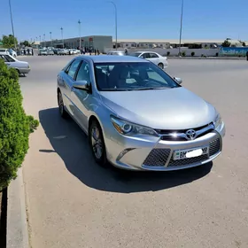 Toyota Camry 2017