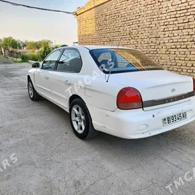 Hyundai Sonata 1999