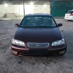Toyota Camry 2000