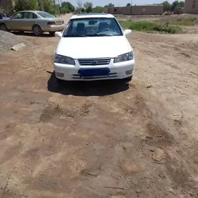 Toyota Camry 1998