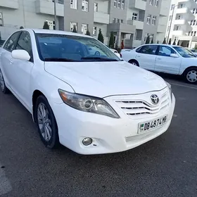 Toyota Camry 2010