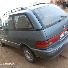 Toyota Previa 1991