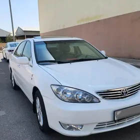 Toyota Camry 2003