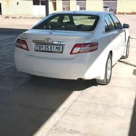 Toyota Camry 2010