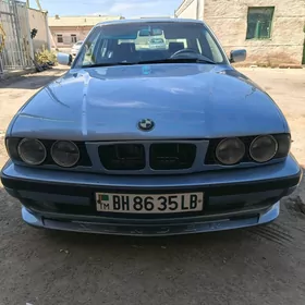 BMW 525 1990
