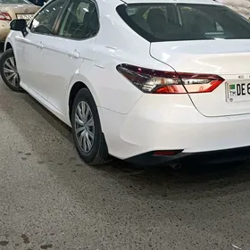 Toyota Camry 2022