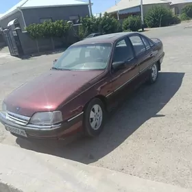 Opel Omega 1990