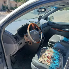 Toyota Sienna 2006