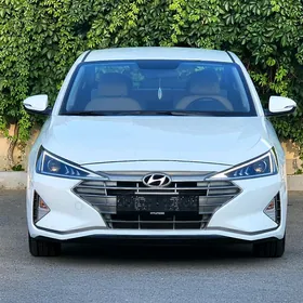 Hyundai Elantra 2019