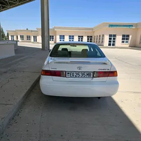 Toyota Camry 1999