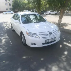 Toyota Camry 2010