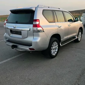 Toyota Land Cruiser Prado 2014