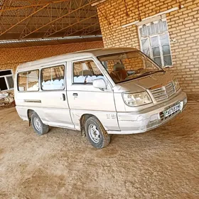 Toyota Hiace 2007