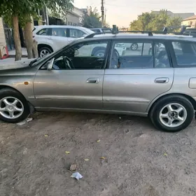 Toyota Carina 1998
