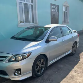 Toyota Corolla 2012