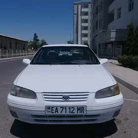 Toyota Camry 1997