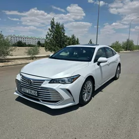 Toyota Avalon 2019