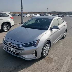 Hyundai Elantra 2020