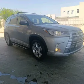 Toyota Highlander 2018