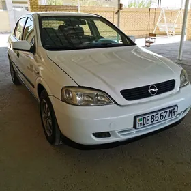 Opel Astra 2000