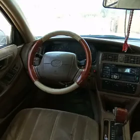 Toyota Avalon 1995