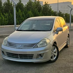 Nissan Versa 2010