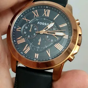Sagat Часы FOSSIL