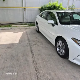 Toyota Avalon 2020