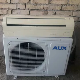 кондисанер AUX 12