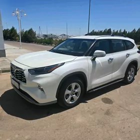 Toyota Highlander 2020