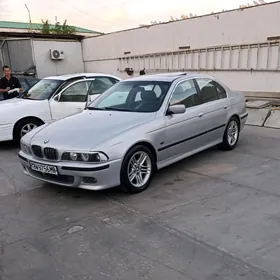 BMW E39 2002