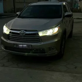 Toyota Highlander 2015