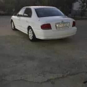 Hyundai Sonata 2002