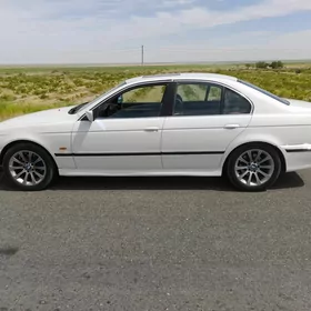 BMW E39 1998