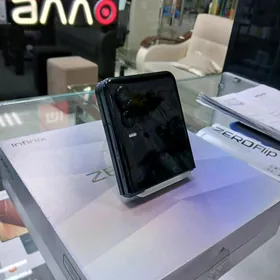Infinix Zero Flip