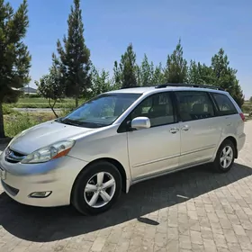 Toyota Sienna 2007