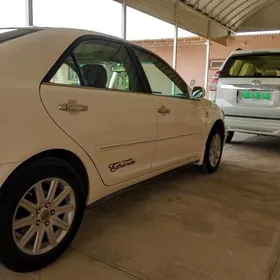Toyota Camry 2005