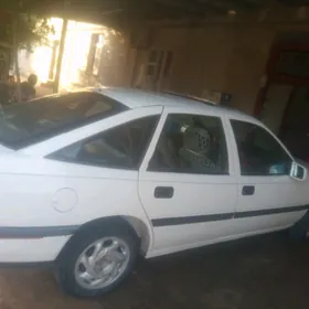 Opel Vectra 1992