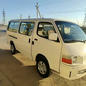 Toyota Hiace 2004