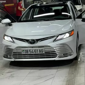 Toyota Camry 2020