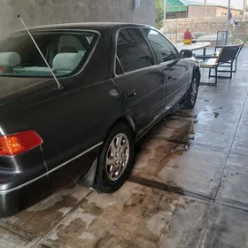 Toyota Camry 2001