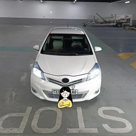 Toyota Yaris 2012