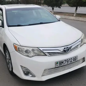 Toyota Camry 2013