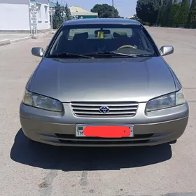 Toyota Camry 1999