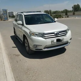 Toyota Highlander 2013