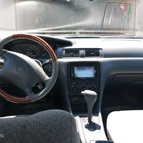 Toyota Camry 2001