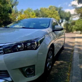 Toyota Corolla 2015