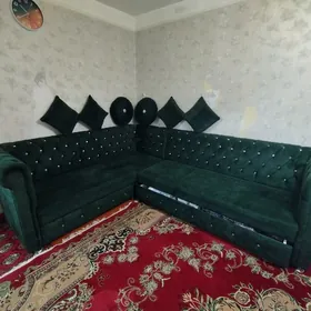 Diwan ugalok