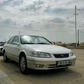 Toyota Camry 1999
