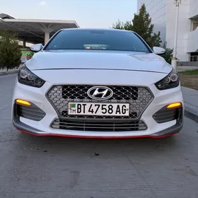 Hyundai Elantra GT 2020